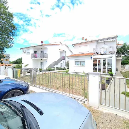 Apartment Jela 2124 Fazana